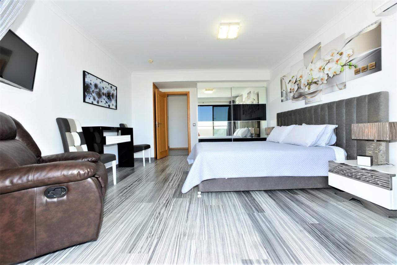 Exclusive Luxury Apartments In Oceano Atlantico Complex Portimao Exterior photo